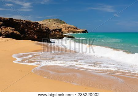 Colombia, Wild Coastal Desert Of Penisula La Guajira Near  The Cabo De La Vela Resort.  Pilon De Azu
