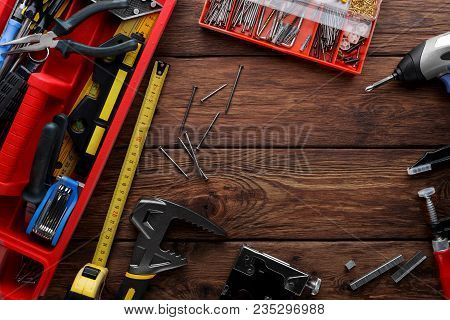 Tool Box Set Containing A Hammer, Pliers, Screwdriver, Removable Screwdriver Heads And Other Equipme