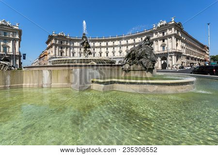 Rome, Italy - June 22, 2017: Amazing View Of Piazza Della Repubblica, Rome, Italy