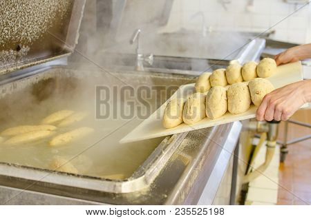 Industrial Cooking Of Popular Classical Bread Dumplings.