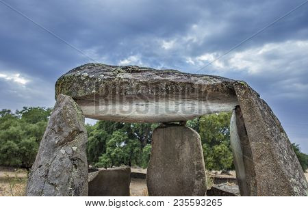 Capstone Or Table At Dolmen Of La Lapita Site. Ancient Prehistoric Building Located Near Barcarrota.