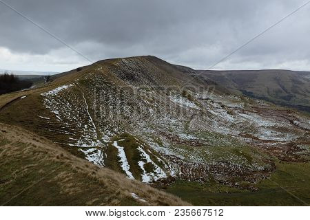 Hillsides Surrounding Mam Tor (derbyshire, England, Uk)