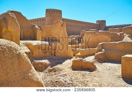 Rayen Is One Of The Famous Deserted Adobe Citadels Of The Country With Well Preserved Architecture A