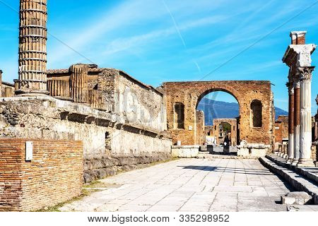 The Roman City Of Pompeii Was Buried By The Eruption In 79ad Of Mount Vesuvius, Italy