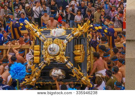Himeji, Japan - October 14, 2019: Portable Shrine Carried By Men In Traditional Dressing, And Crowd.