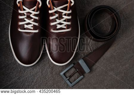 Dark Brown Casual Leather Men Shoes With White Sole And Leather Belt