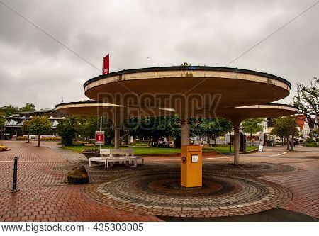 Spa Health Resort Kurpark In Bad Salzuflen Town. Three Round Covered Pillars In Graduation Tower Com