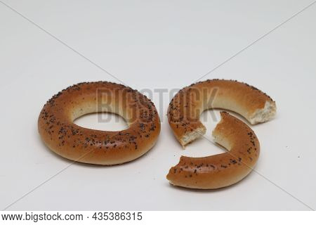 Two Delicious Bagels With Poppy Seeds, Delicious Bagels, Healthy Food, National Food