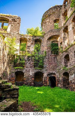 Swiny, Poland - August 08, 2021. Ruin Of Swiny Castle In Poland In Summer