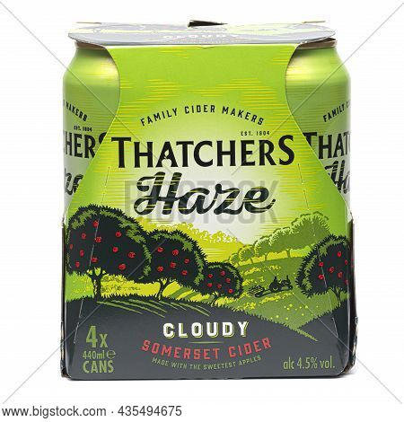 Swindon, Uk - October 8, 2021: Four Pack Of Thatchers Haze Cloudy Somerset Cider Cans On An Isolated