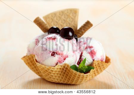 blackcherry is på vaffel cup