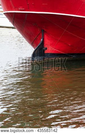 Keel Old Ship Rudder Image & Photo (Free Trial) | Bigstock