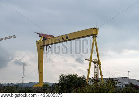 Belfast, N.ireland- Sept 4, 2021:harland & Wolff Samson And Goliath Shipbuilding Gantry Cranes In Be