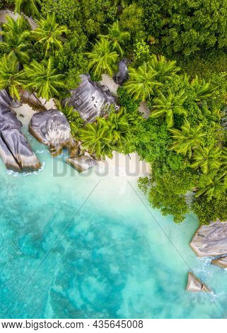 Anse Source Dargent - The Most Beautiful Beach Of Seychelles. La Digue Island, Seychelles