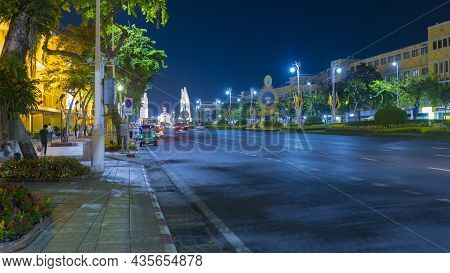 Bangkok,thailand - Nov 1,2019 : Night View Of Democracy Monument On Ratchadamnoen Road In Bangkok, T