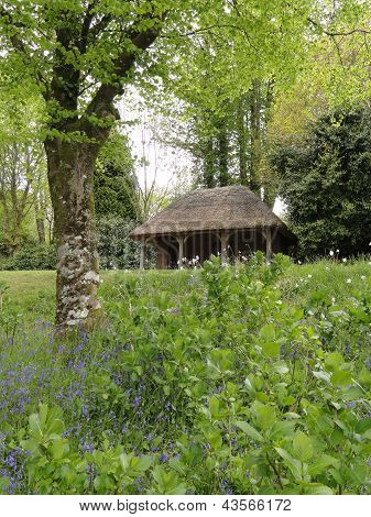 Strohgedeckten Garten Shelter Landschaft