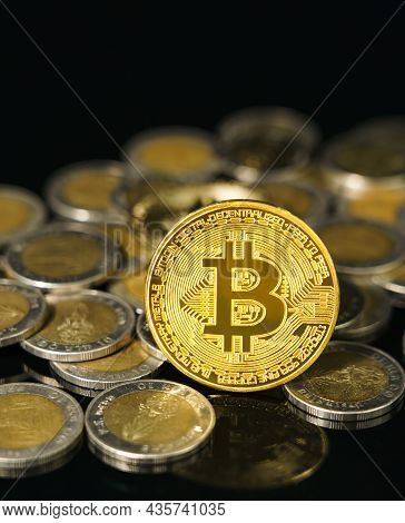 Bitcoin Cryptocurrency Digital Bit Coin Currency Concept ,golden Coins With Bitcoin And Cions On A B