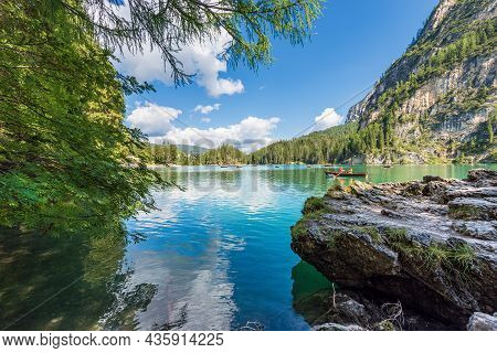Lago Di Braies, Italy - Sept 6, 2021: Pragser Wildsee Or Lago Di Braies (lake Braies) And Mountain R