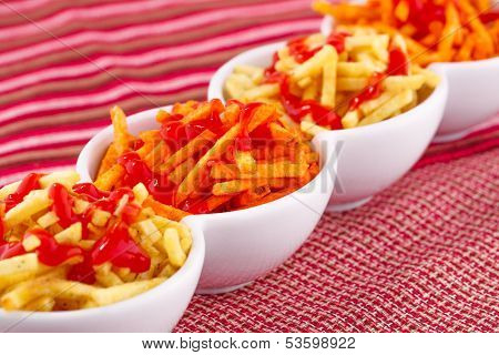 Potato Chips With Ketchup