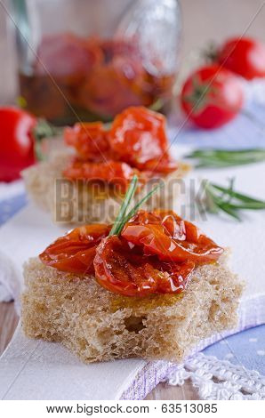 Sun-dried Tomatoes