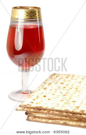 적포도주와 matza 유월 절 축 하 정