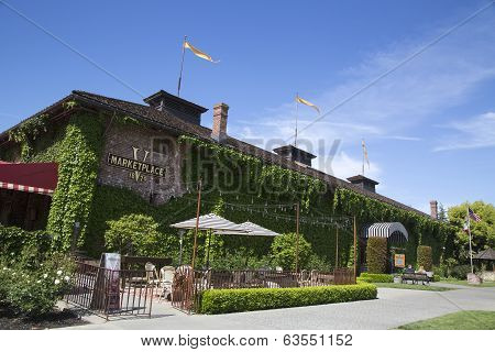 V Marketplace in Yountville, Napa Valley