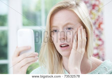 Teenage Girl Victim Of Bullying By Text Message