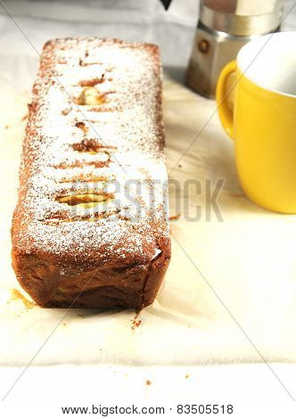 Sweet Plumcake with apples and honey