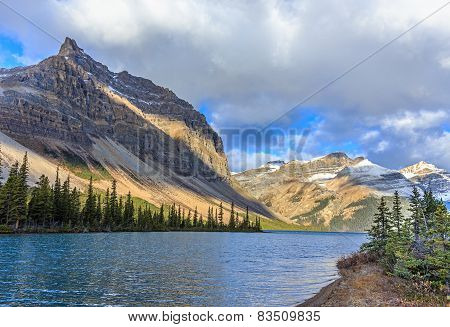 Sunrise at the Bow Lake