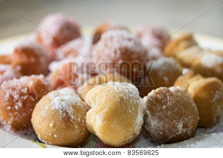 castagnole