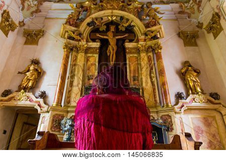 Woman Kneeling Praying Altar Religion Jesus Dramatic
