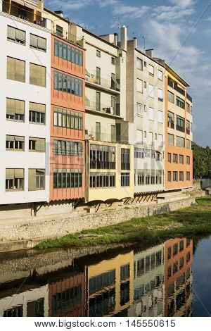 Girona (Gerona Catalunya Spain): old colorful houses along the Onyant river