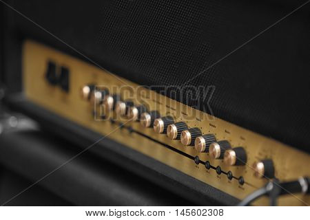 Guitar amplifier