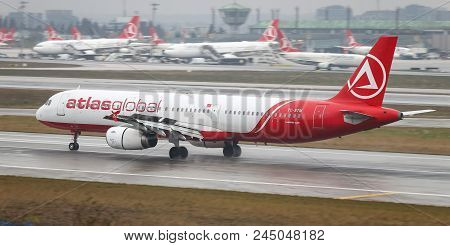 Airplane Landing To Airport