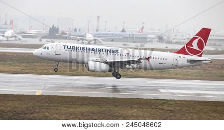 Airplane Landing To Airport