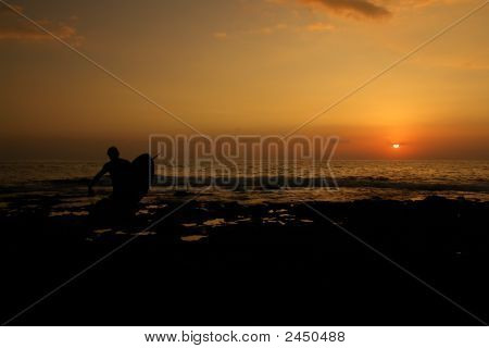 Surfer tramonto