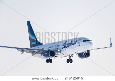 Boeing 737-85F Vq-boy Of The Yakutia Airlines
