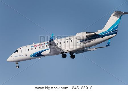 Bombardier Crj-200Er Vq-bsa Airline Yamal