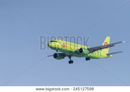 Airbus A320-214 Vq-bet S7 Airlines
