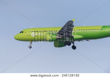 Airbus A320-214 Vp-bdt S7 Airlnes