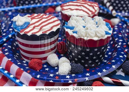Cupcakes Decorated With Buttercream Frosting For The Fourth Of July Independence Day Celebration