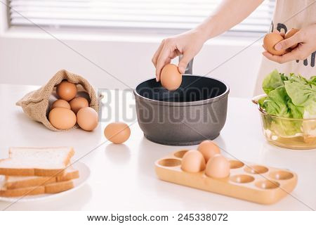 To Boilling The Egg Put An Egg To The Pot