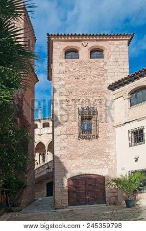 Pueblo Espanol Historic Architecture Details
