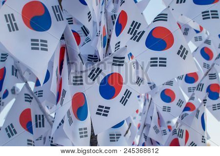 The National Flag Of Korea, Taegeukgi, Symbol