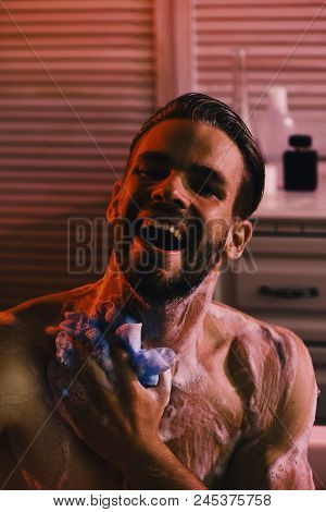 beard toiletries