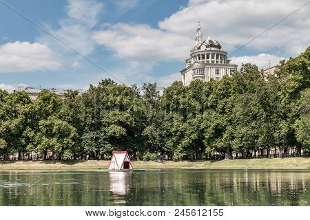 Russia, Moscow. Patriarch's Ponds.