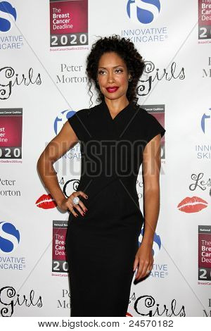 LOS ANGELES - 17 OCT: Gina Torres qui arrivent aux filles LES 11e Cabaret annuel à la péninsule d'Avalon sur O