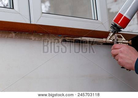 Using Polyurethane Foam In The Installation Of Windows