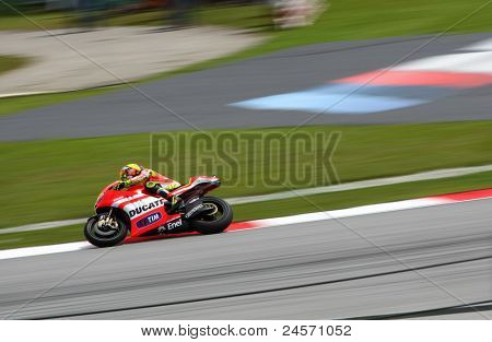 SEPANG, MALAYSIA - 22. oktober: MotoGP rytter Valentino Rossi konkurrerer under kvalificerende session af th