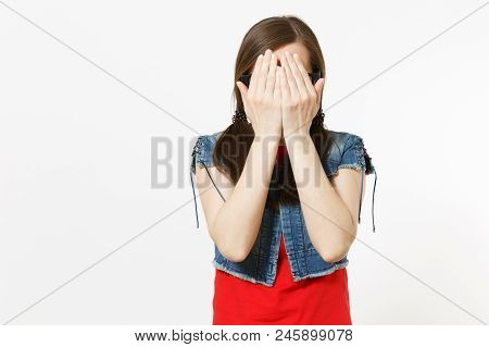 Portrait Of Young Brunette Woman In 3d Glasses And Casual Clothes Watching Movie, Film And Covering 